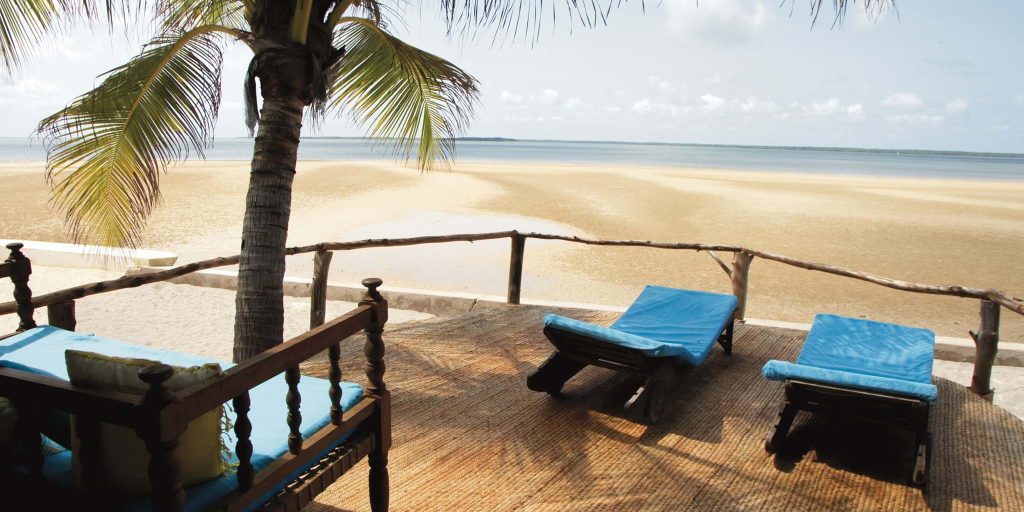 lamu-beach